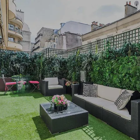 Raffinement With Garden Furniture - 16eme Daire Paris